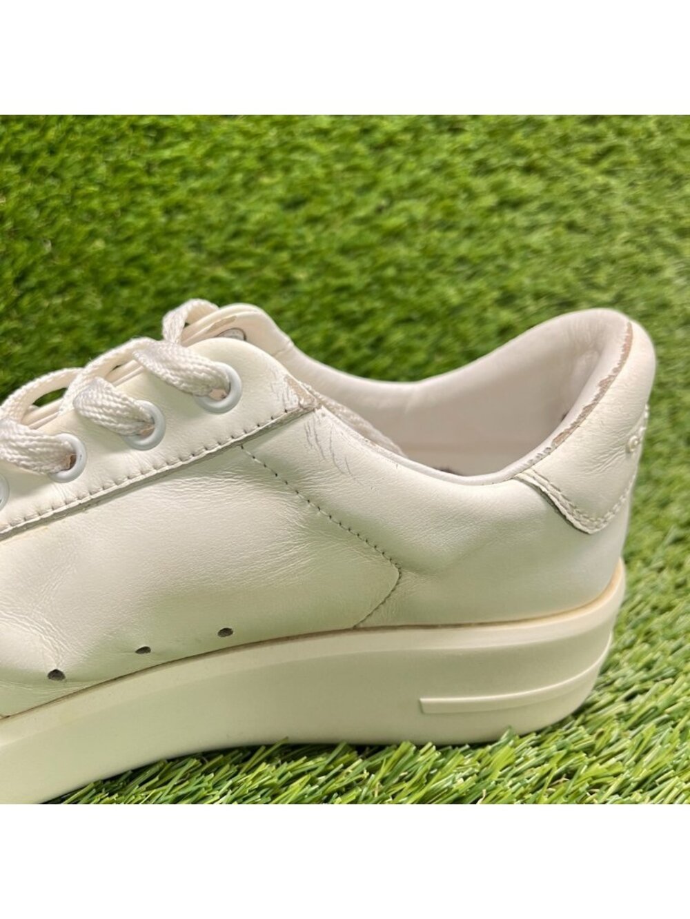 Golden Goose Purestar Womens Size 7 Ivory Athletic Lifestyle Shoes Sneakers - Picture 4 of 10